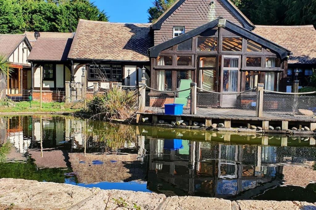 Beautiful Cottage In Brentwood Kelvedon Hatch المظهر الخارجي الصورة