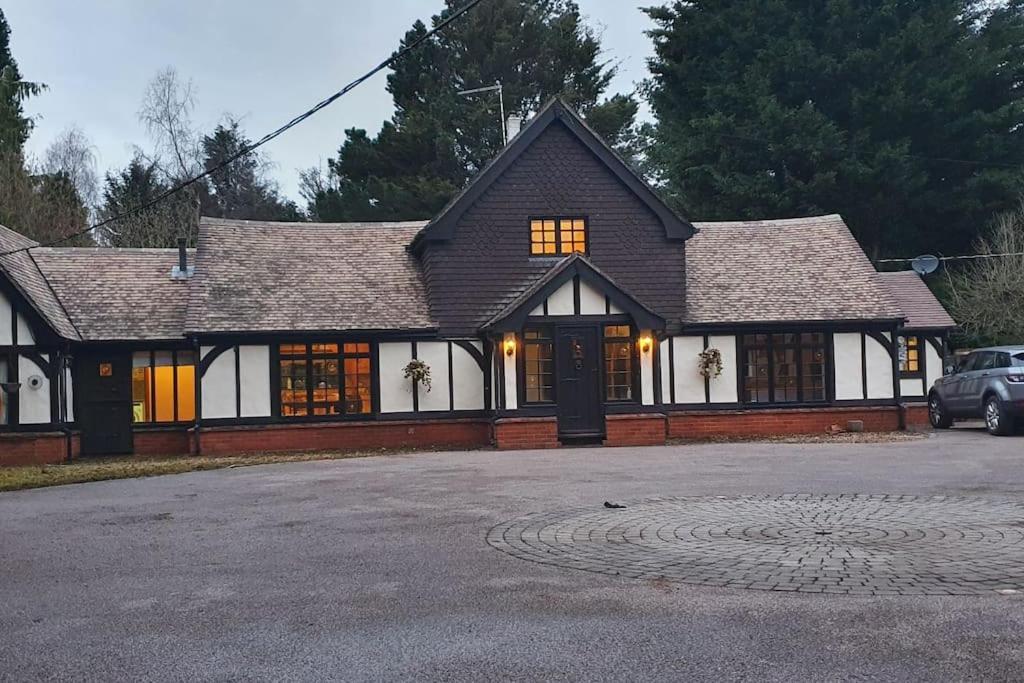 Beautiful Cottage In Brentwood Kelvedon Hatch المظهر الخارجي الصورة